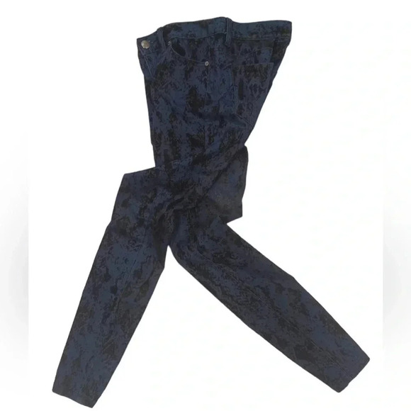 Free People Blue Black Velvet  Snake Print Accent Skinny Jeans Size 25 - Picture 4 of 10